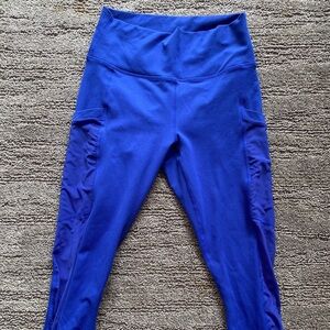 Fabletics Mila High Waisted Capri Leggings
